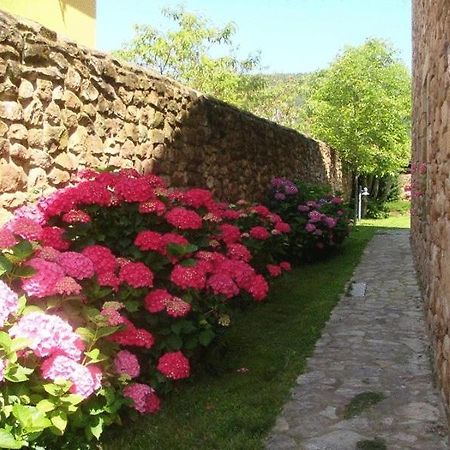 Posada Los NogalesBarcenilla エクステリア 写真